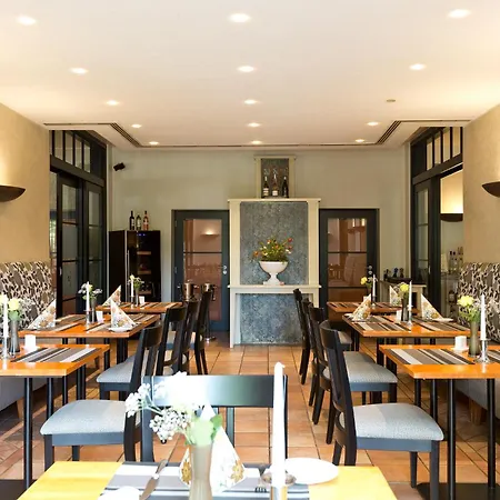 Arte Schwerin Hotel 4*