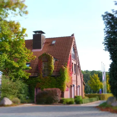 Hotel Arte Schwerin 4*
